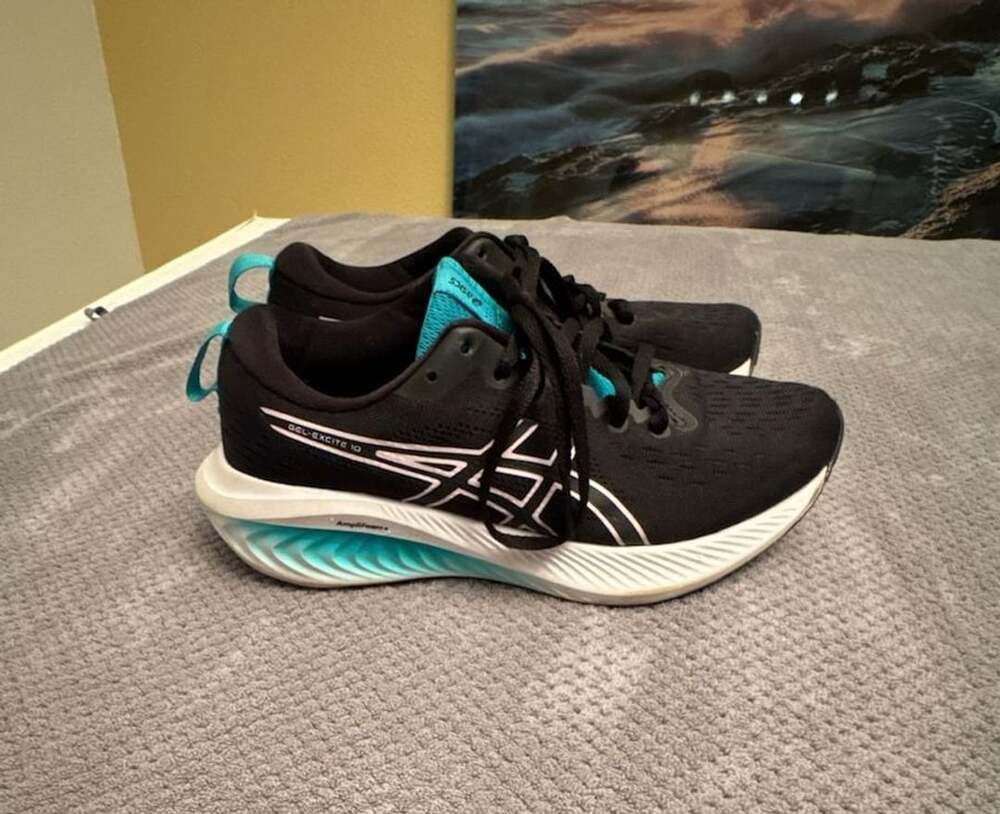 ASICS Gel-Excite 10 Black Turquoise Running Shoes Women's Size 6.5.    1207
